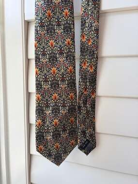 Fox & Chave William Morris Snakeshead Silk Tie